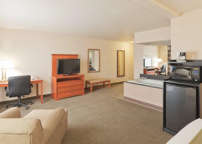 Holiday Inn Express Greensburg By Ihg