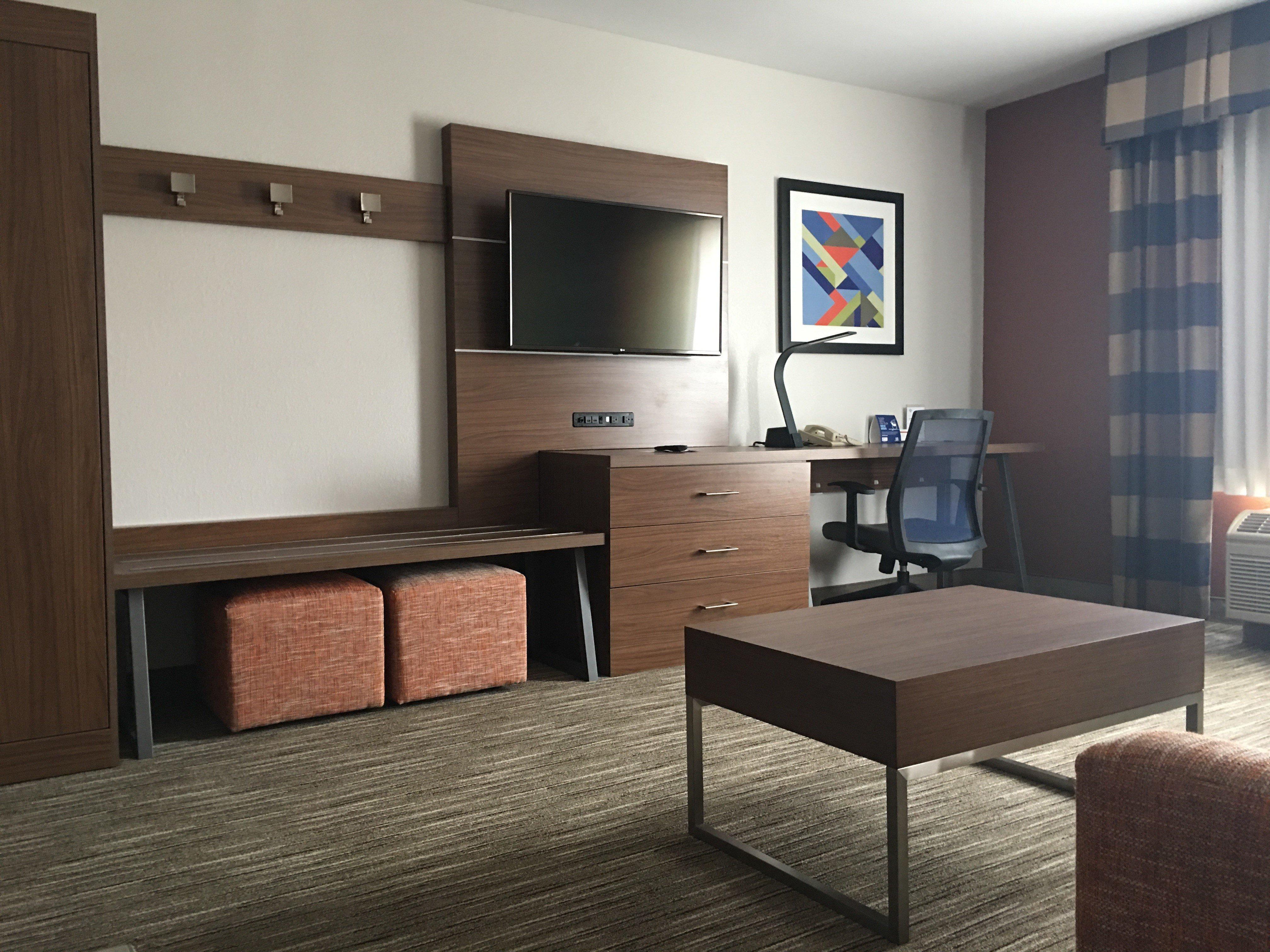 Express By Ihg Hotel 2*